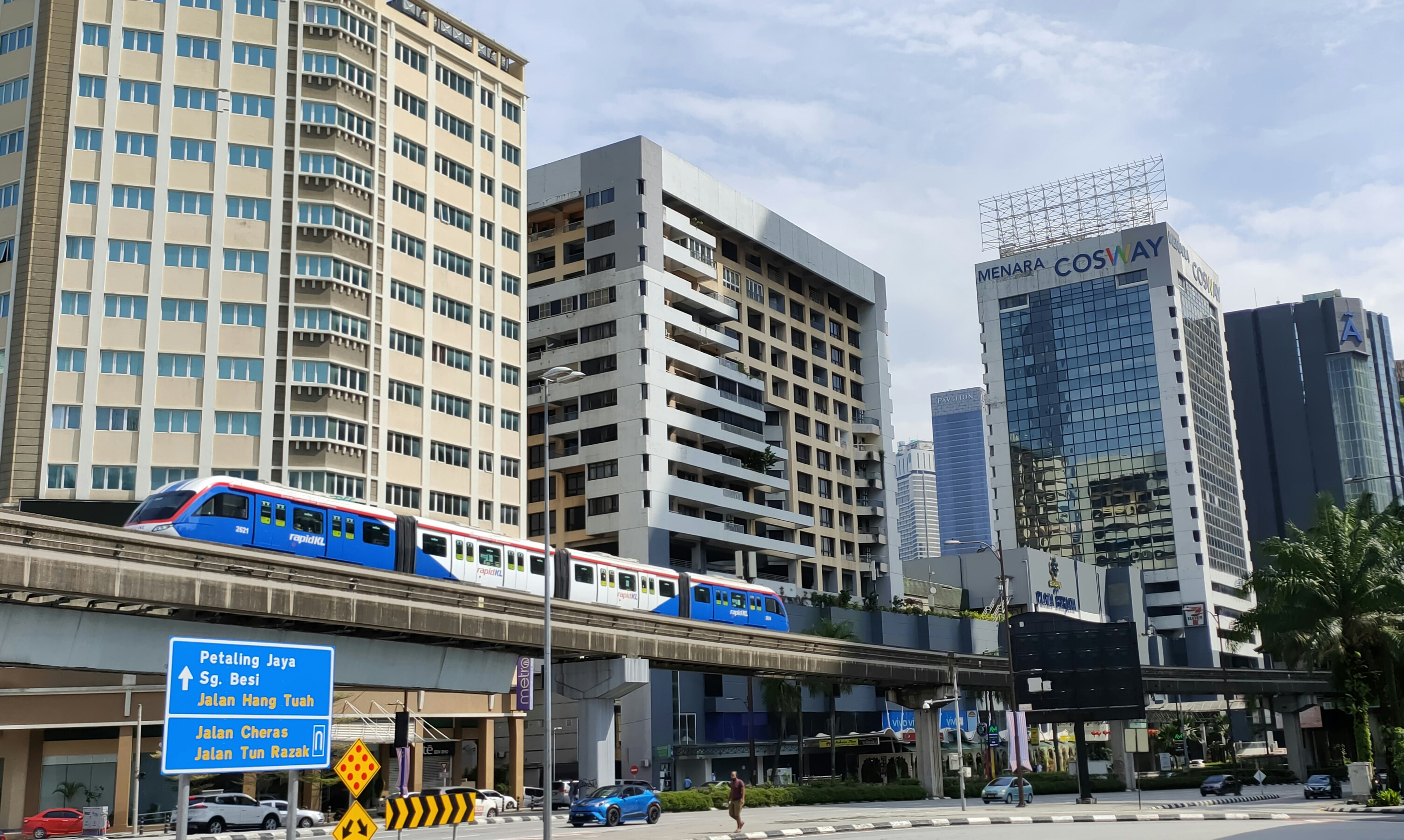 Lrt Malaysia, Malaysia LRT, Monorel Malaysia, Train Malaysia, Malaysia, Malaysia Pubulic Transport, House Moving Package TheLorry, Pindah Rumah, Lori Sewa Selangor, Lori Sewa, Sewa Lori, Rental lorry, Rental lori, House Moving, Movers Malaysia, Movers Near me, Pakej TheLorry, Pakej Pindah Rumah, Lori sewa Pindah, Lori sewa pindah rumah, TheLorry Services, Thelorry package, housemoving package, disposal service, crossborder, pindah singapore