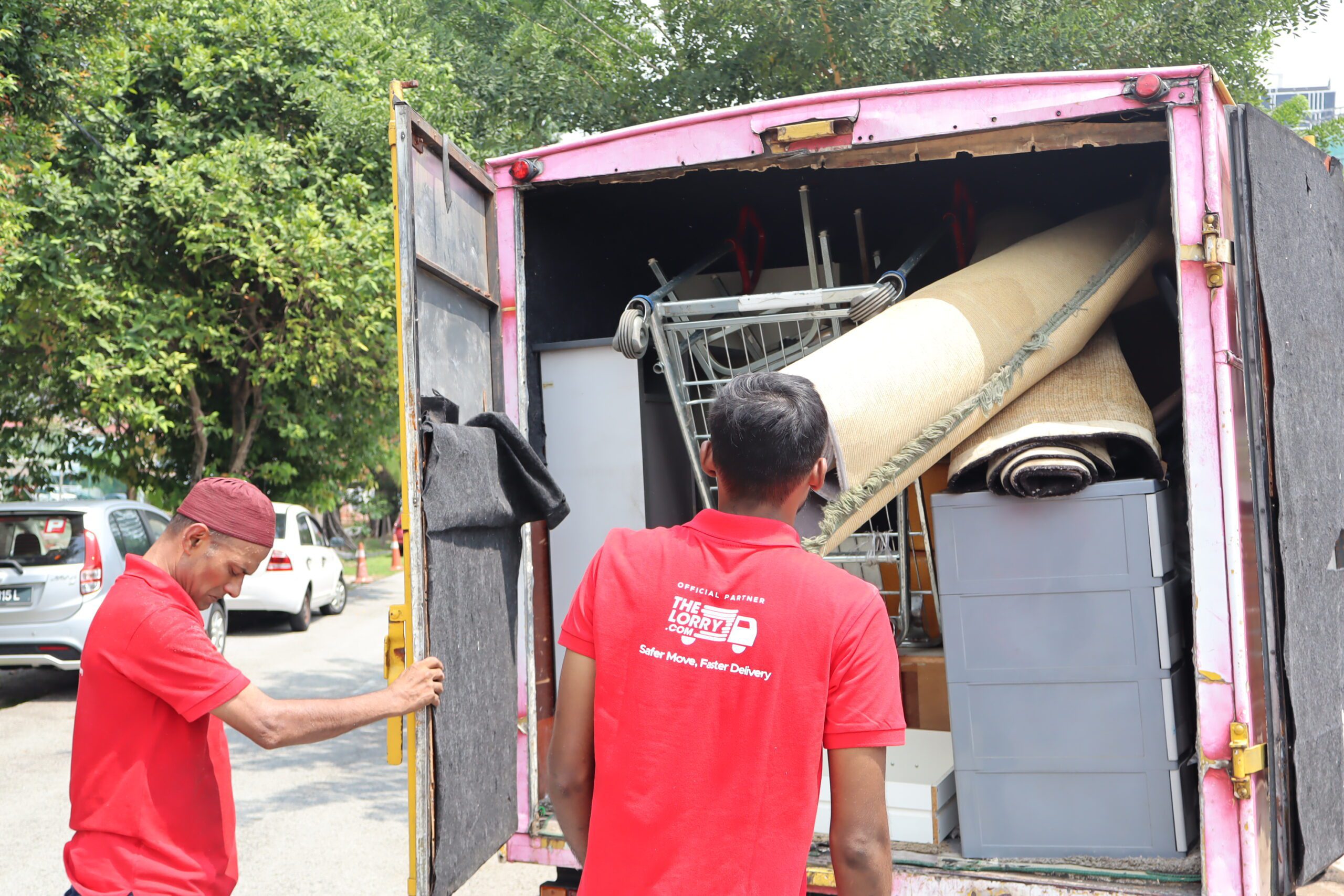 TheLorry disposal service in Damansara Utama.