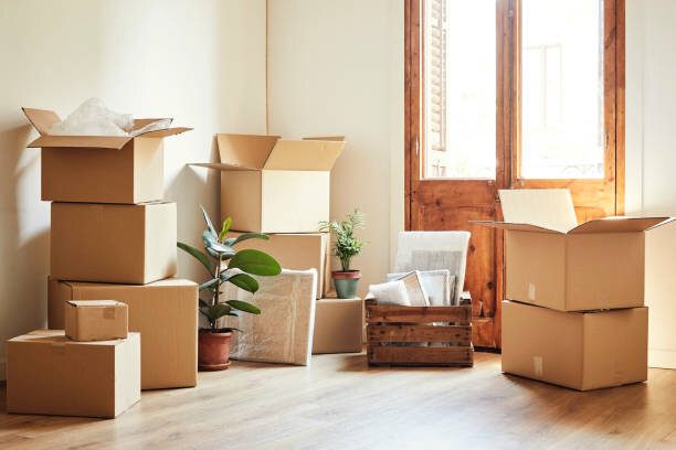 WHAT IS THELORRY’S HOME MOVING PACKAGE?